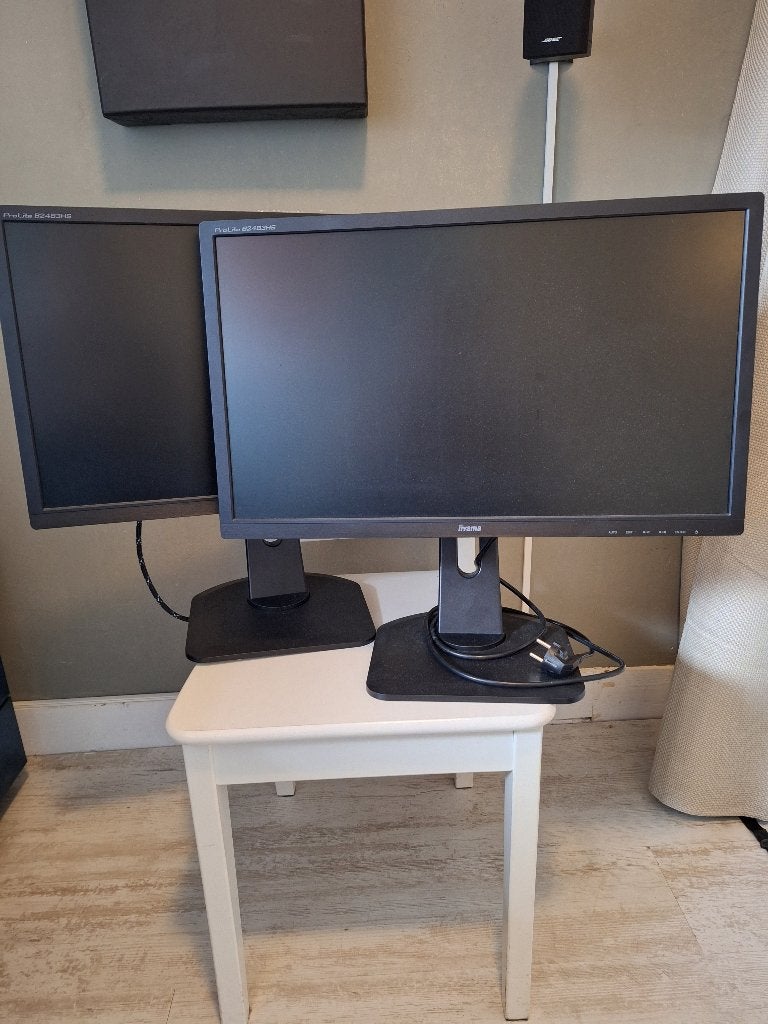 2x iiyama ProLite B2483HS 24" Full HD + 2 HDMI-kabels, Gaming, Ingebouwde speakers, DVI, Full HD