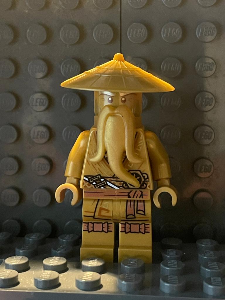 Lego Ninjago Master Wu Gold 10th anniversary!, Ophalen of Verzenden, Zo goed als nieuw