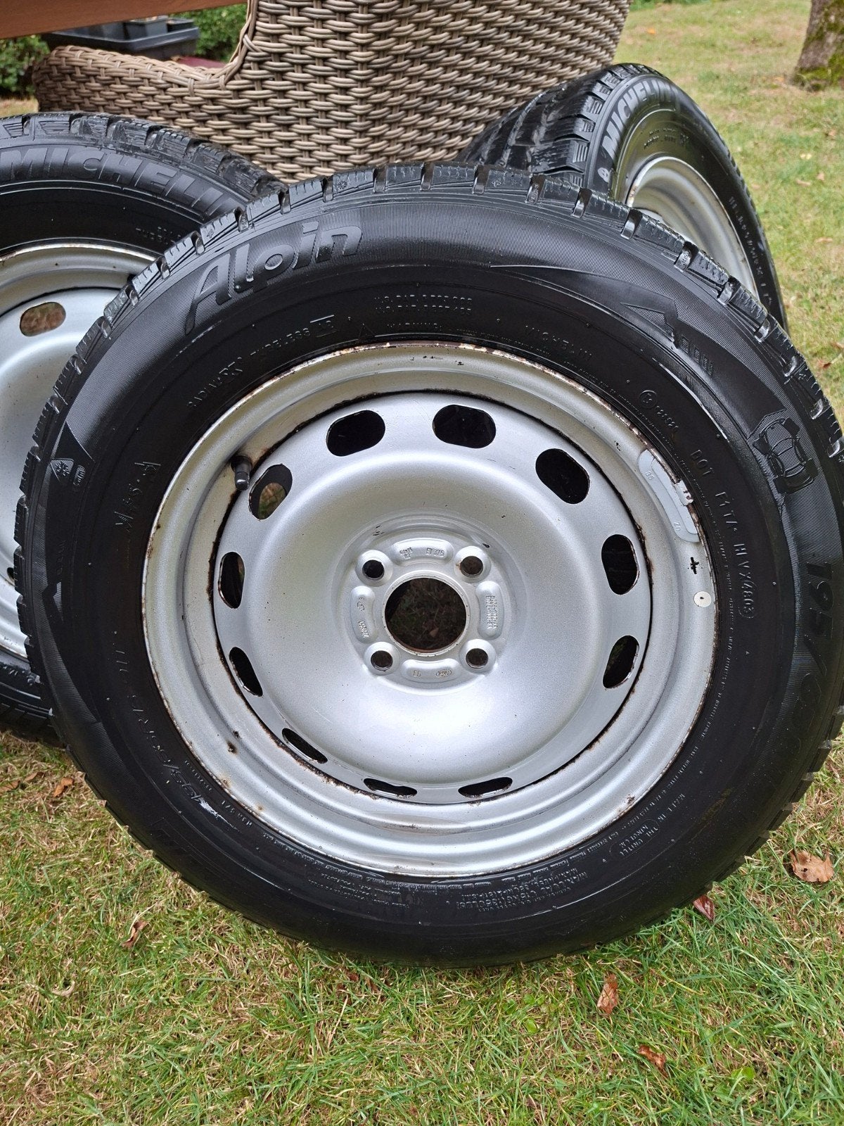 Velgen + Michelin winterbanden, Ford Transit Courier ., Ophalen, 15 inch, Banden en Velgen, Winterbanden