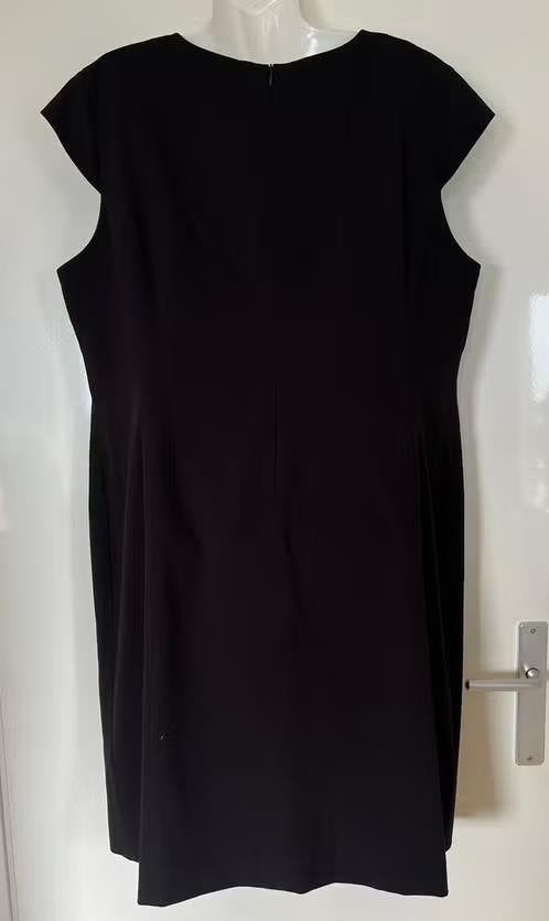 Sixth Sense zwarte jurk maat 50[v], Zwart, Maat 46/48 (XL) of groter, Ophalen of Verzenden, Zo goed als nieuw
