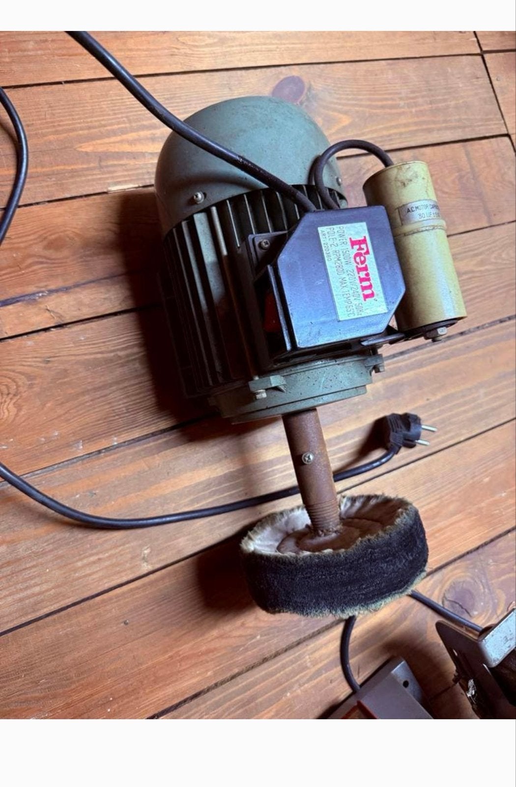 Ferm polijstmachine 1500W -, Ophalen of Verzenden, Gebruikt, 1000 watt of meer, Werkbankslijpmachine