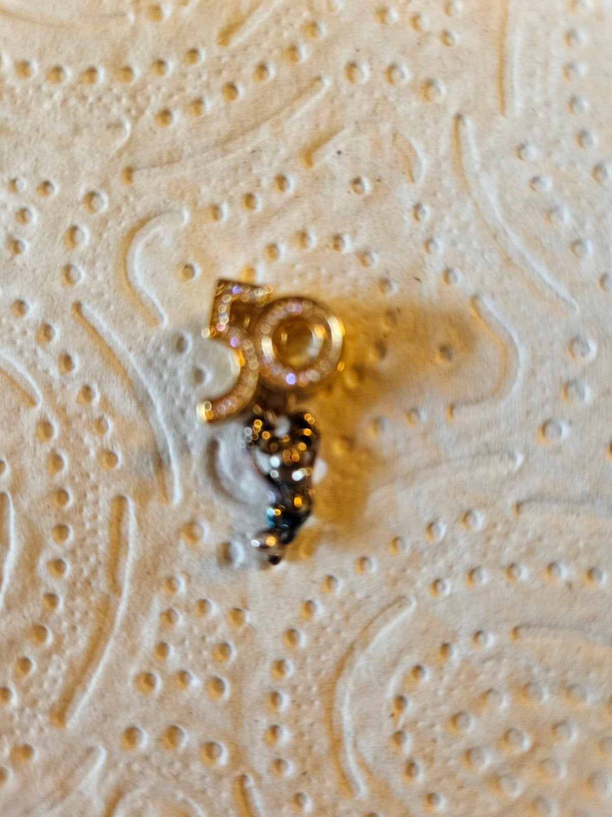 disney pandora bedel, Ophalen of Verzenden, Overige figuren, Zo goed als nieuw, Beeldje of Figuurtje