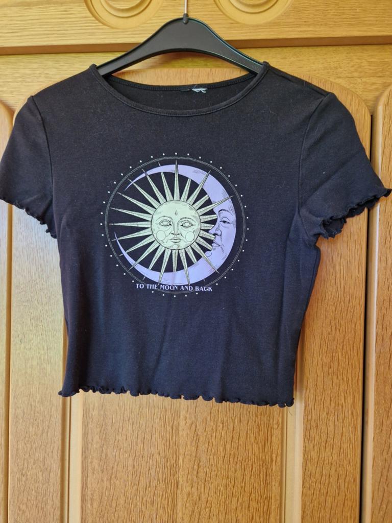Zwart shirtje zon en maan print, Kleding | Dames, Zwart, Ophalen of Verzenden, Korte mouw, Maat 34 (XS) of kleiner