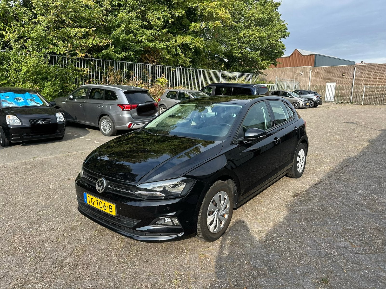 Volkswagen Polo 1.0 TSI 95pk 2018 Zwart, Auto's, Voorwielaandrijving, Stof, 40 €/maand, Zwart
