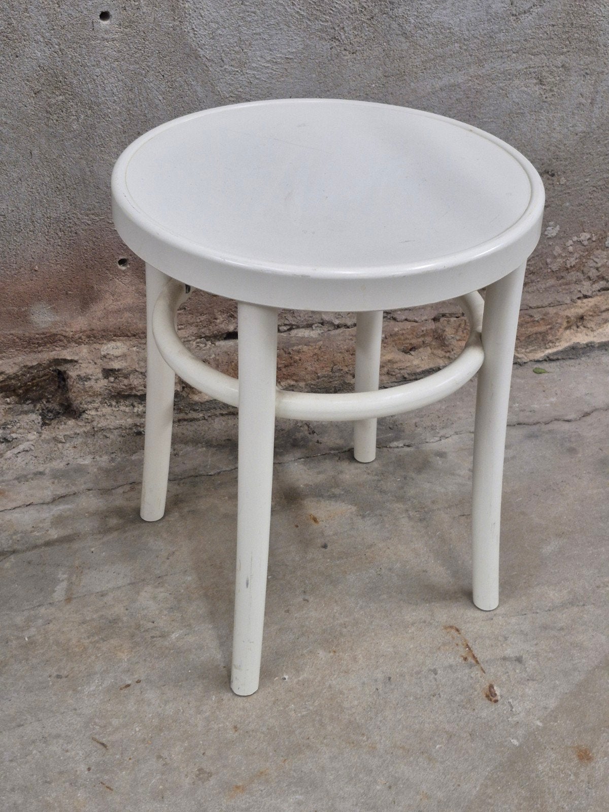 Ikea oglan kruk wit Gillis Lundgren. (Ook 2 zwart aanwezig), Ophalen, Gebruikt, Kunststof