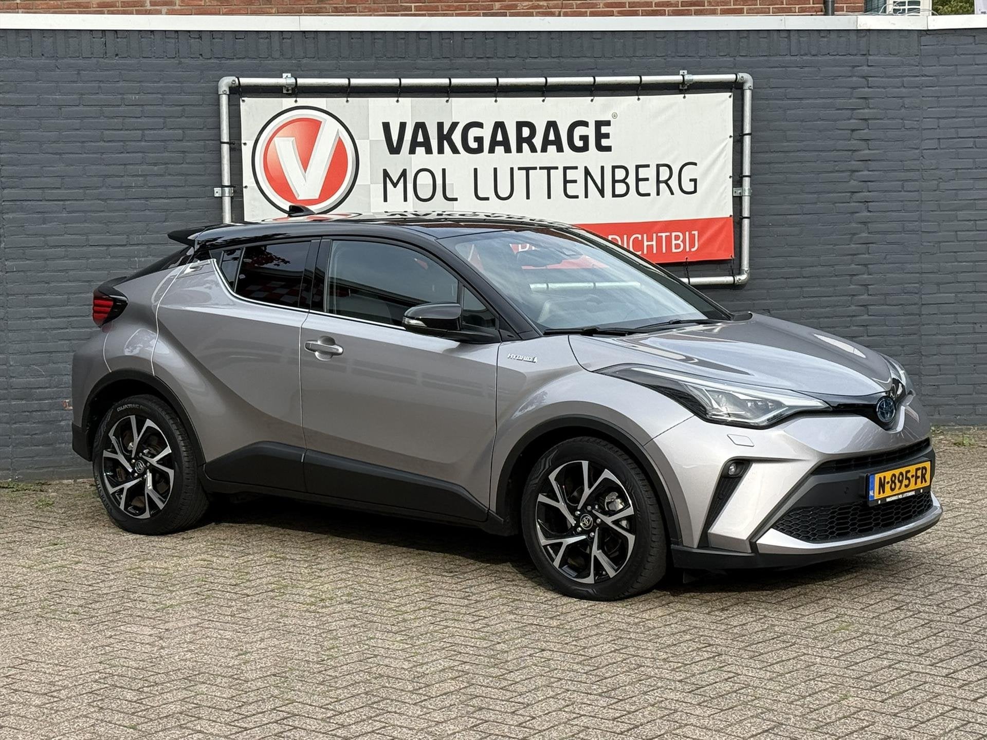 TOYOTA C-Hr 1.8 Hybrid 122pk CVT Bi-Tone, TREKHAAK, STOELVER, Auto's, Stof, 4 cilinders, 98 pk, Hybride Elektrisch/Benzine