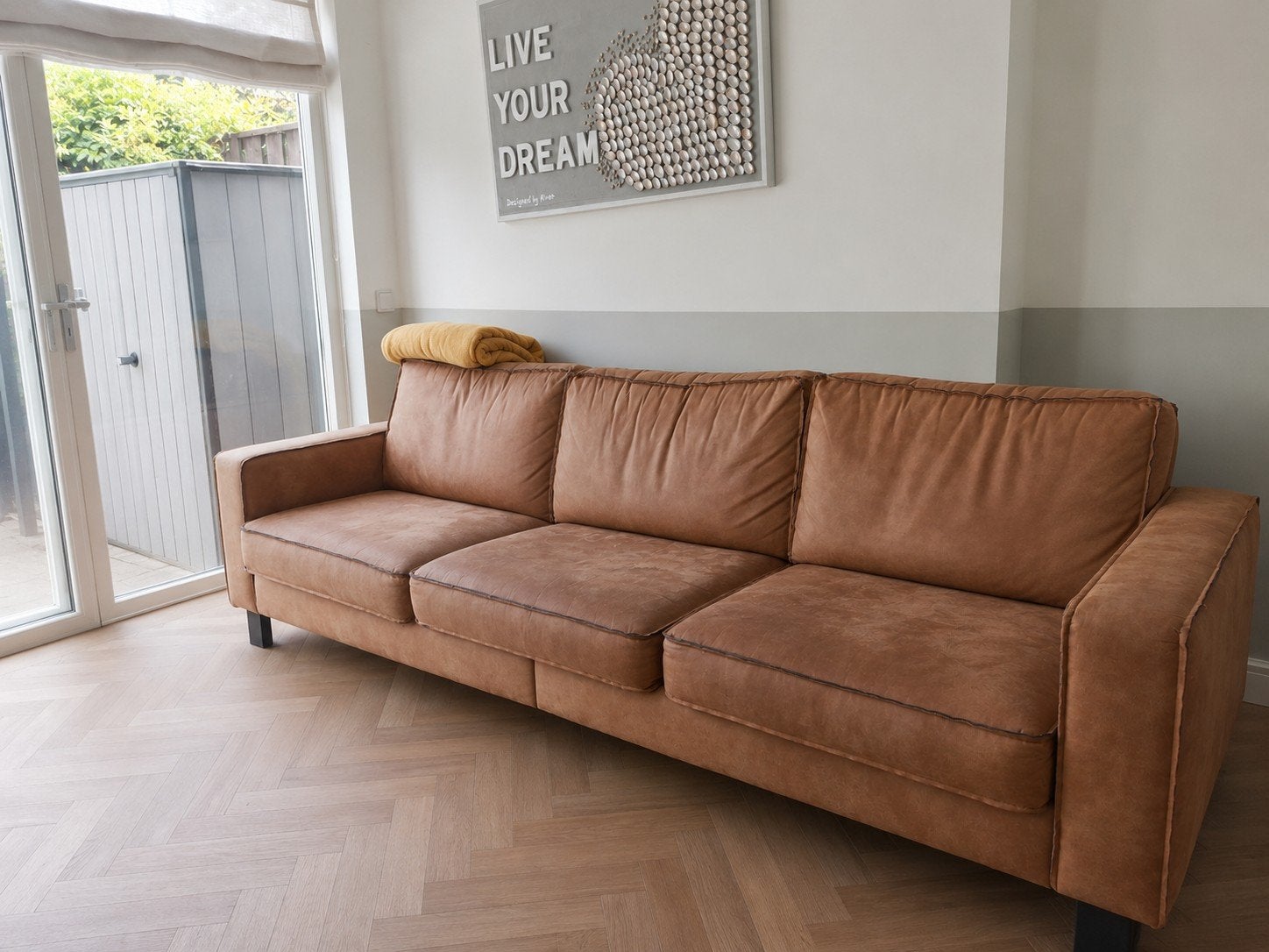 Cognac kleur 3,5 zits bank, Huis en Inrichting, Banken | Bankstellen, Ophalen, Gebruikt, 75 tot 100 cm, 200 tot 250 cm