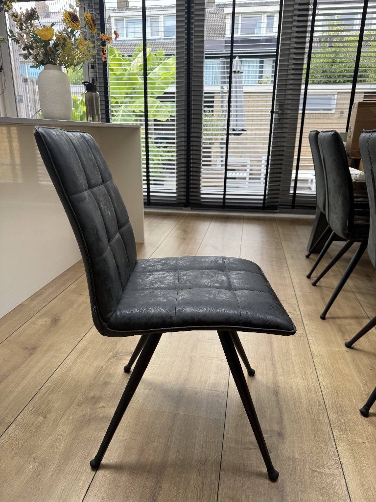 Eetkamerstoel Wes (8x), Huis en Inrichting, Stoelen, Ophalen, Gebruikt, Zwart, Vijf, Zes of meer stoelen