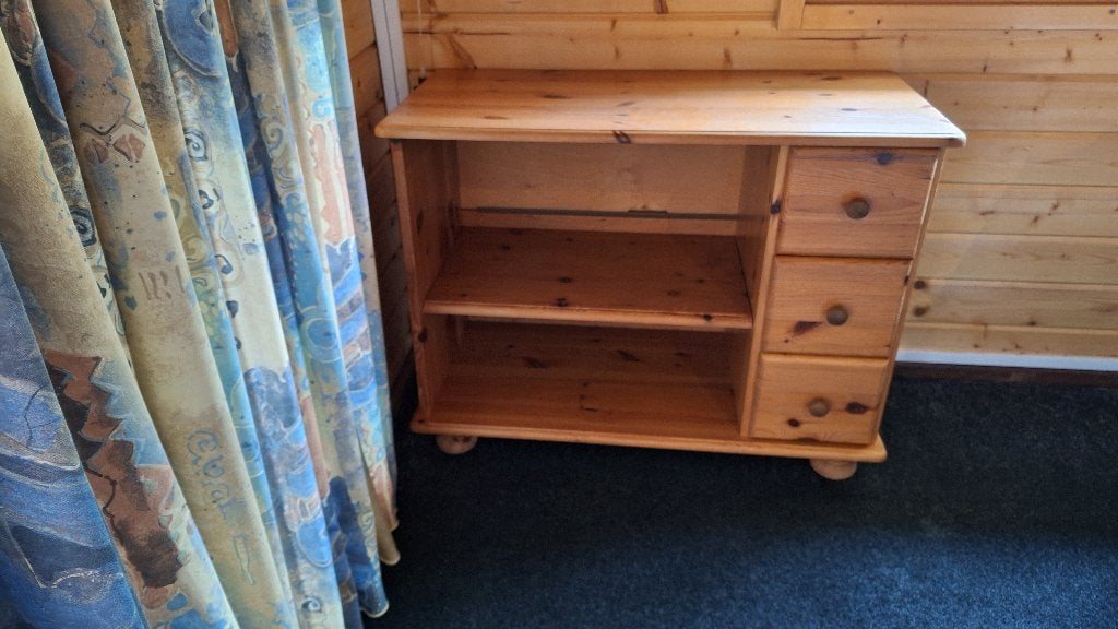 Grenen kastje met lades en planken, Ophalen, Met plank(en), Gebruikt, Minder dan 150 cm