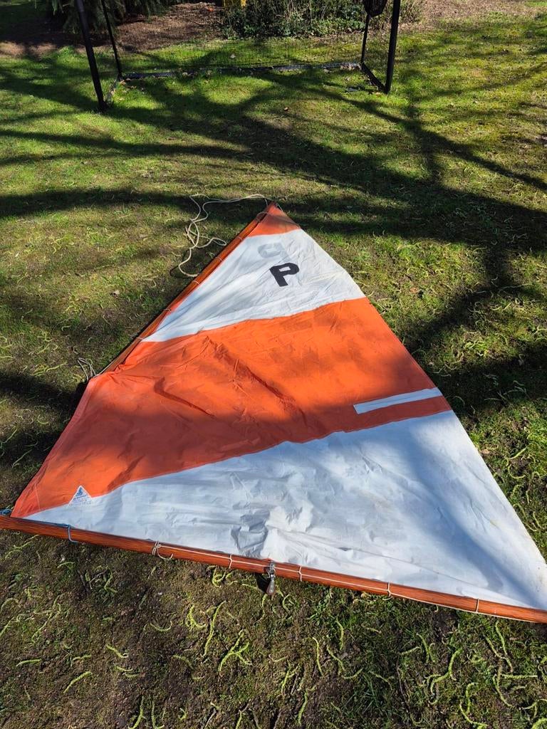Piratenzeil compleet met mast, gaffel en giek, Watersport en Boten, Zeilen en Zeiltoebehoren, Ophalen, Gebruikt, 3 tot 6 meter