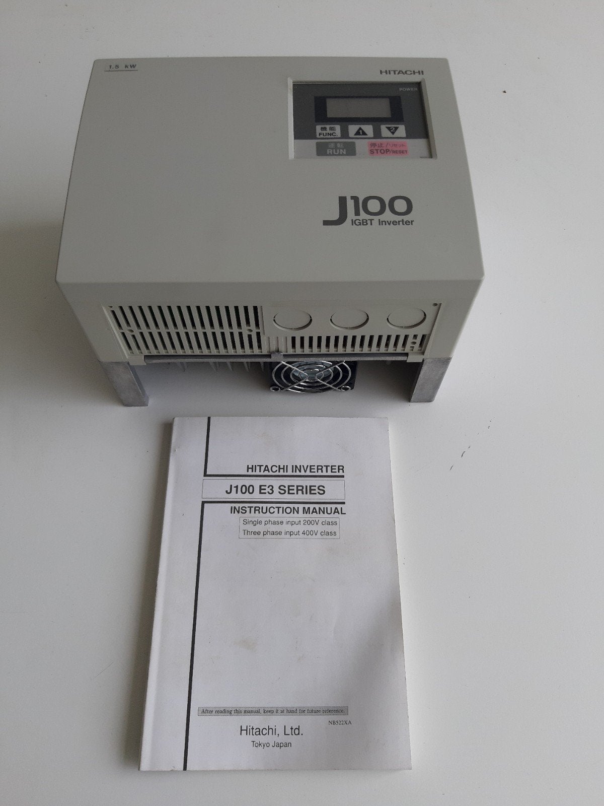 Hitachi J100 IGBT Inverter 1.5 kW - Nieuw in doos, Ophalen of Verzenden