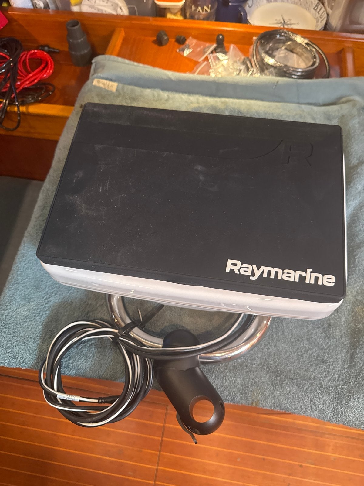 Raymarine Axiom 12 Kaartplotter met Scanstrut navpod, Watersport en Boten, Ophalen of Verzenden, Zo goed als nieuw, Kaartplotter of Fish Finder