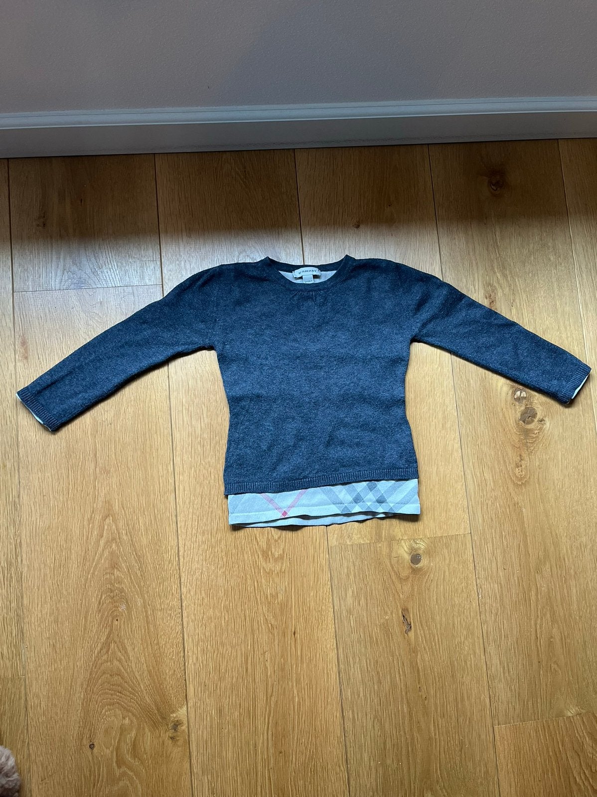 Burberry trui, Verzenden, Zo goed als nieuw, Meisje, Trui of Vest