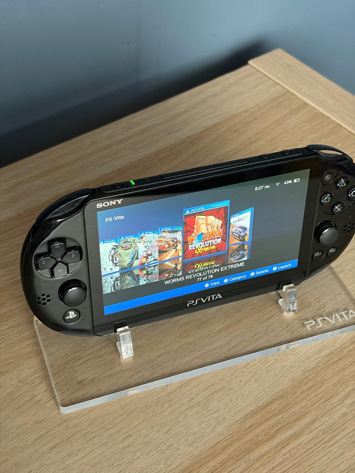 PS Vita 2000 met 128GB SD kaart, Spelcomputers en Games, Spelcomputers | Sony PlayStation Vita, Ophalen of Verzenden, Gebruikt