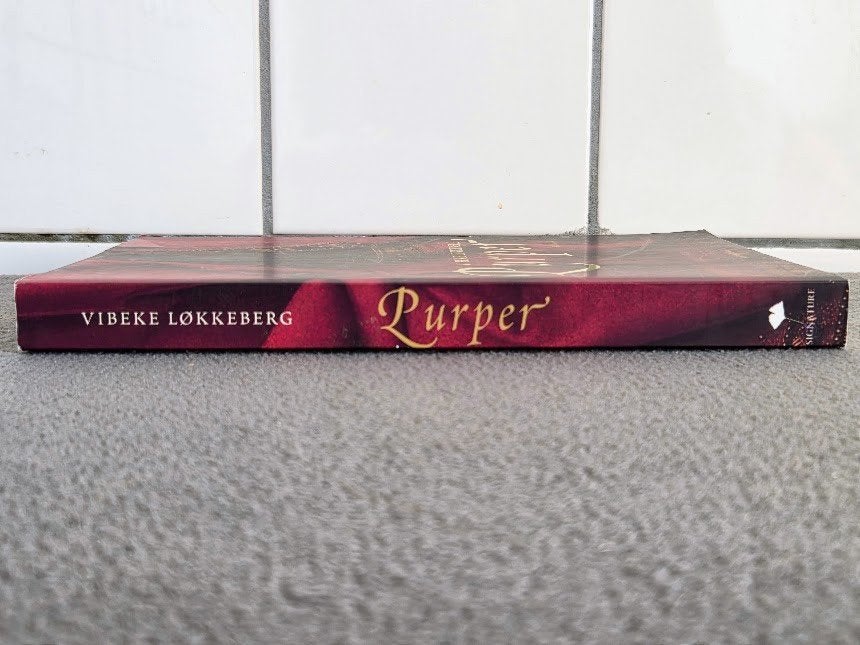 Purper - Vibeke Lokkeberg, Gelezen, Europa overig, V. Lokkeberg, Ophalen of Verzenden