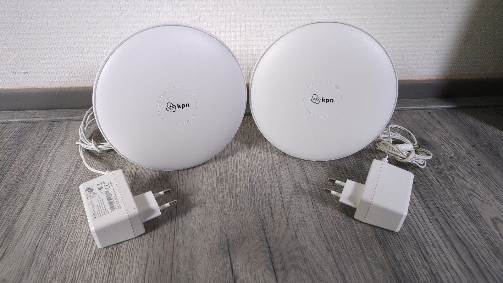KPN SuperWifi punten (2 stuks) met adapters, Ophalen, Gebruikt, KPN
