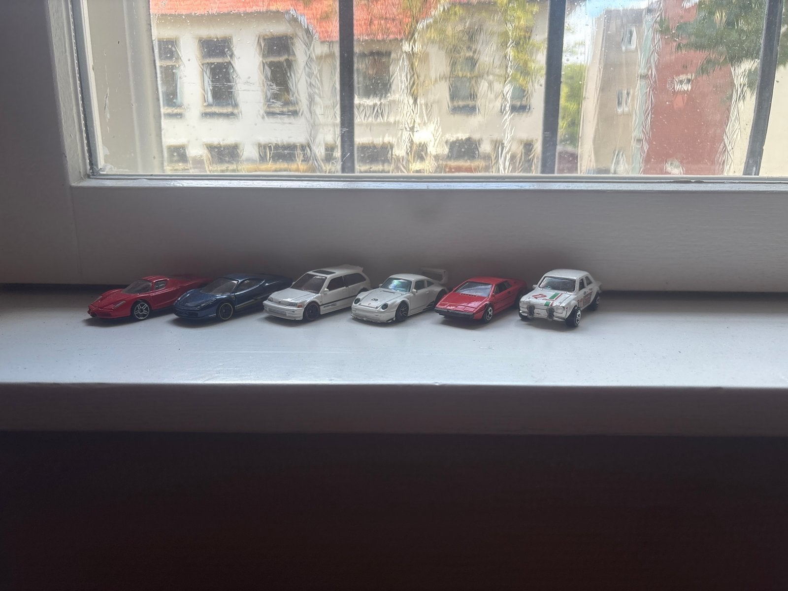 Set hotwheels met ferrari enzo 2002 en ferrari 458, Ophalen of Verzenden, Zo goed als nieuw, Auto, Overige merken