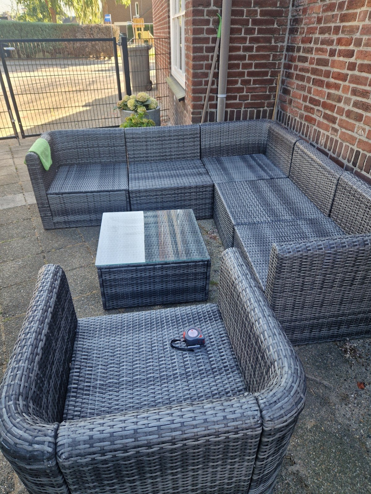 Complete Wicker Tuinset: Hoekbank, Tafel en Losse Stoel, Ophalen, 5 zitplaatsen, Gebruikt, Bank