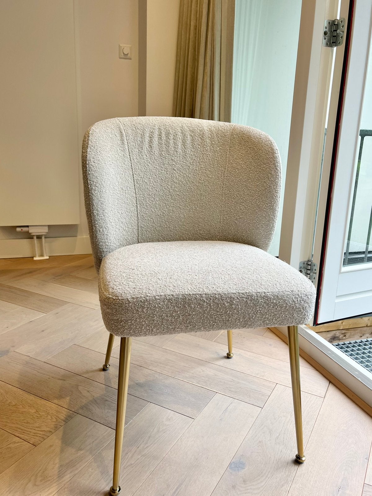 Zes eetkamerstoelen / Set of six dining table chairs, Ophalen, Minder dan 75 cm, Zo goed als nieuw, Stof