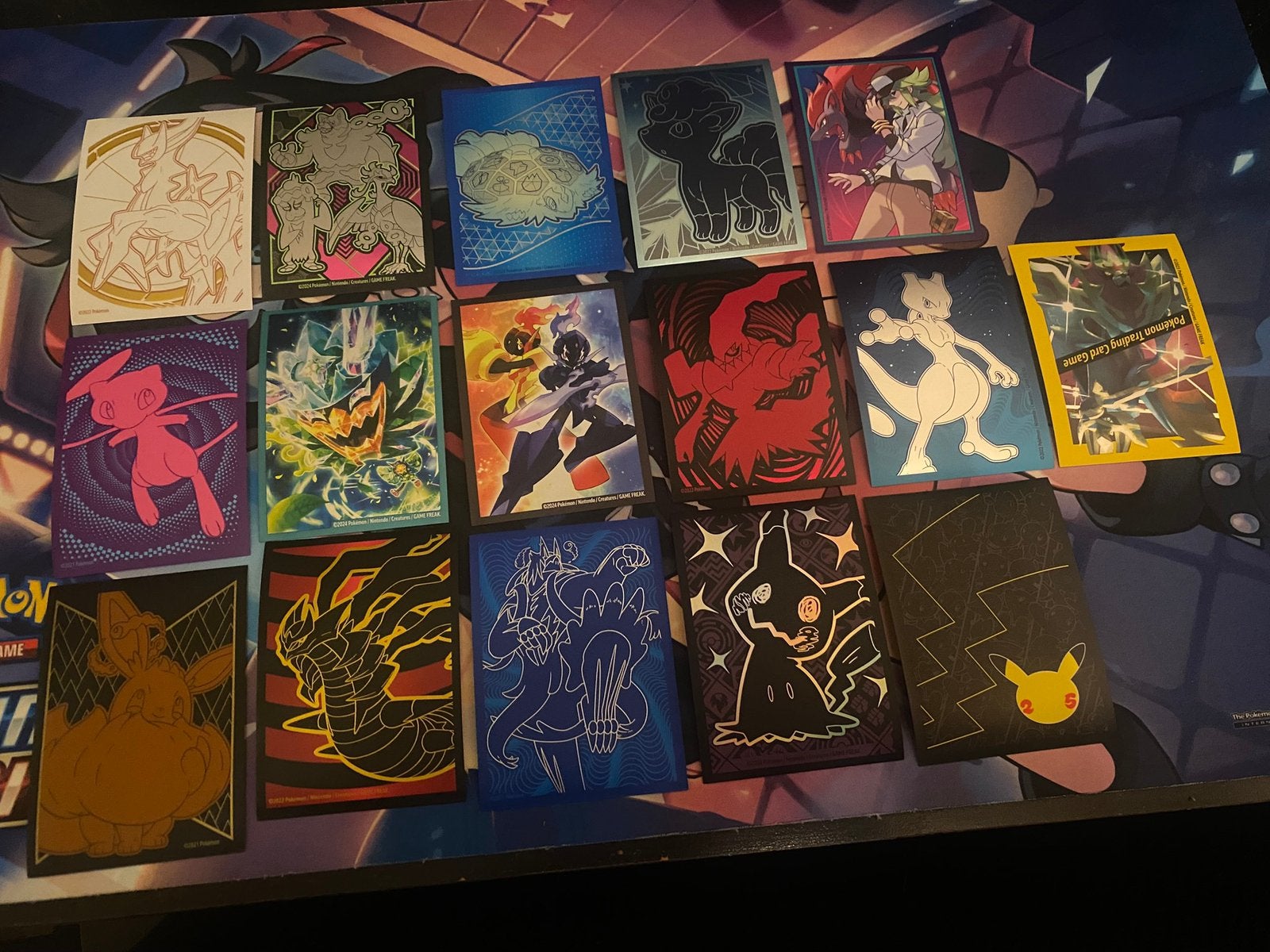 Diverse pokemon sleeves, Ophalen of Verzenden, Zo goed als nieuw, Sleeves of Kaarthoesjes