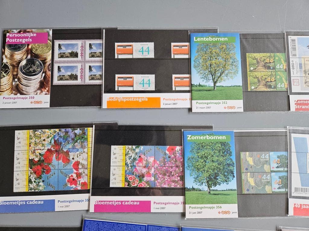 Postzegelmapjes jaar 2007 compleet zie beschrijving, Postzegels en Munten, Ophalen of Verzenden, Na 1940, Postfris
