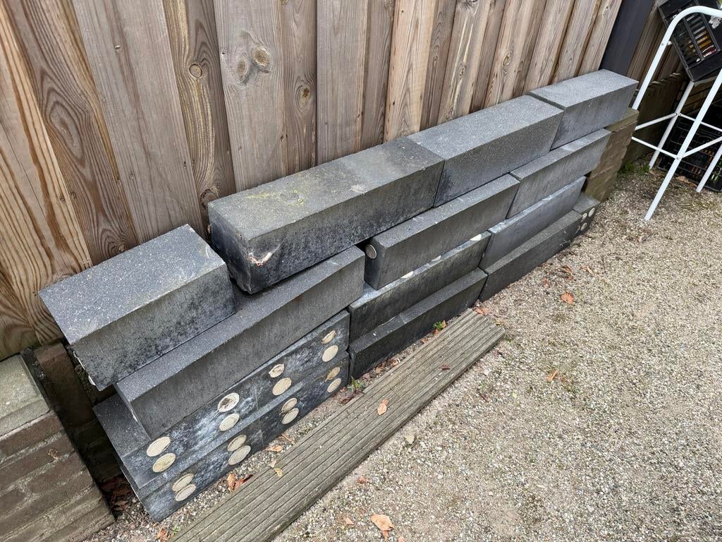 Betonnen blokken voor diverse toepassingen, Ophalen of Verzenden, Zo goed als nieuw