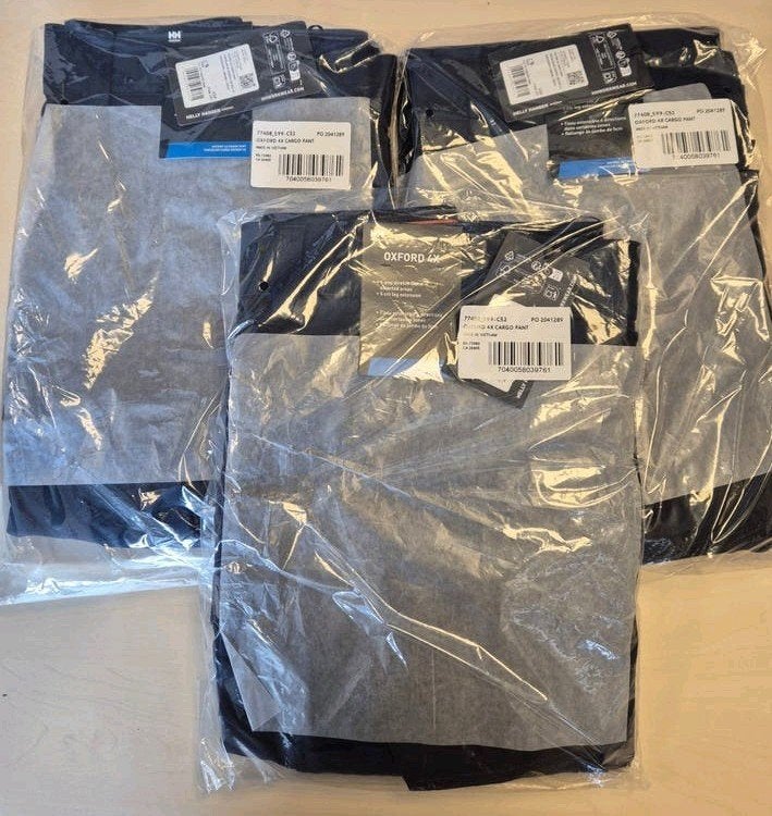 Nieuw! 3 werkbroeken helly hansen maat 52, Heren, Helly Hansen, Nieuw, Ophalen of Verzenden