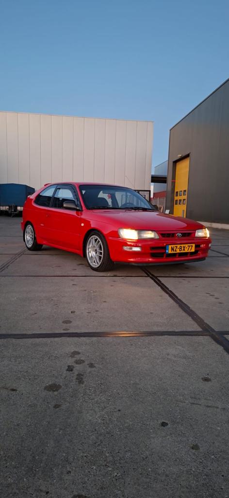 Toyota Corolla 1.6 GTSI 1996, Auto's, Voorwielaandrijving, 4 cilinders, Corolla, Origineel Nederlands