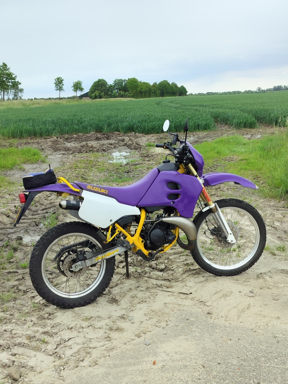 Suzuki rmx 50 uit 1996 met geel kenteken, Fietsen en Brommers, Ophalen, 6 versnellingen, 50 cc, Suzuki