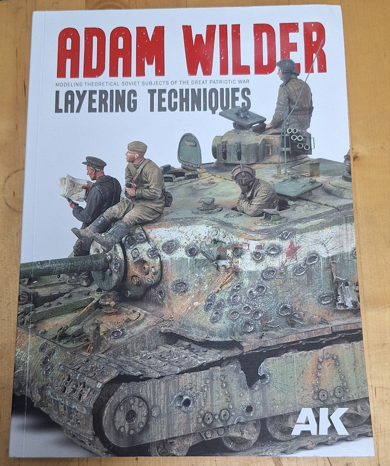 Adam Wilder: Layering Techniques - Modelbouw Boek, Boeken, Techniek, Ophalen of Verzenden, Zo goed als nieuw, Overige onderwerpen