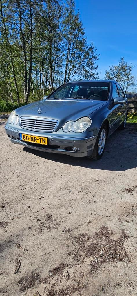 Mercedes-Benz C-Klasse 2.6 C240 Sedan AUT 2004 Grijs, Auto's, Automaat, Achterwielaandrijving, 2597 cc, 1465 kg