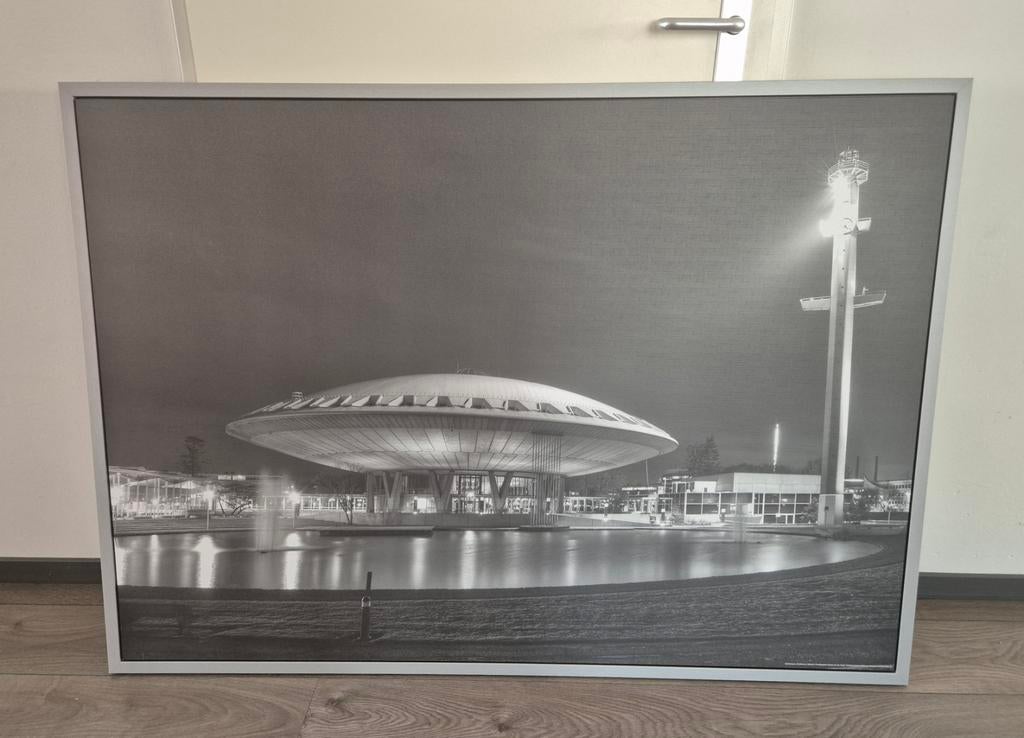 Evoluon, Ophalen, Foto of Poster, Minder dan 50 cm