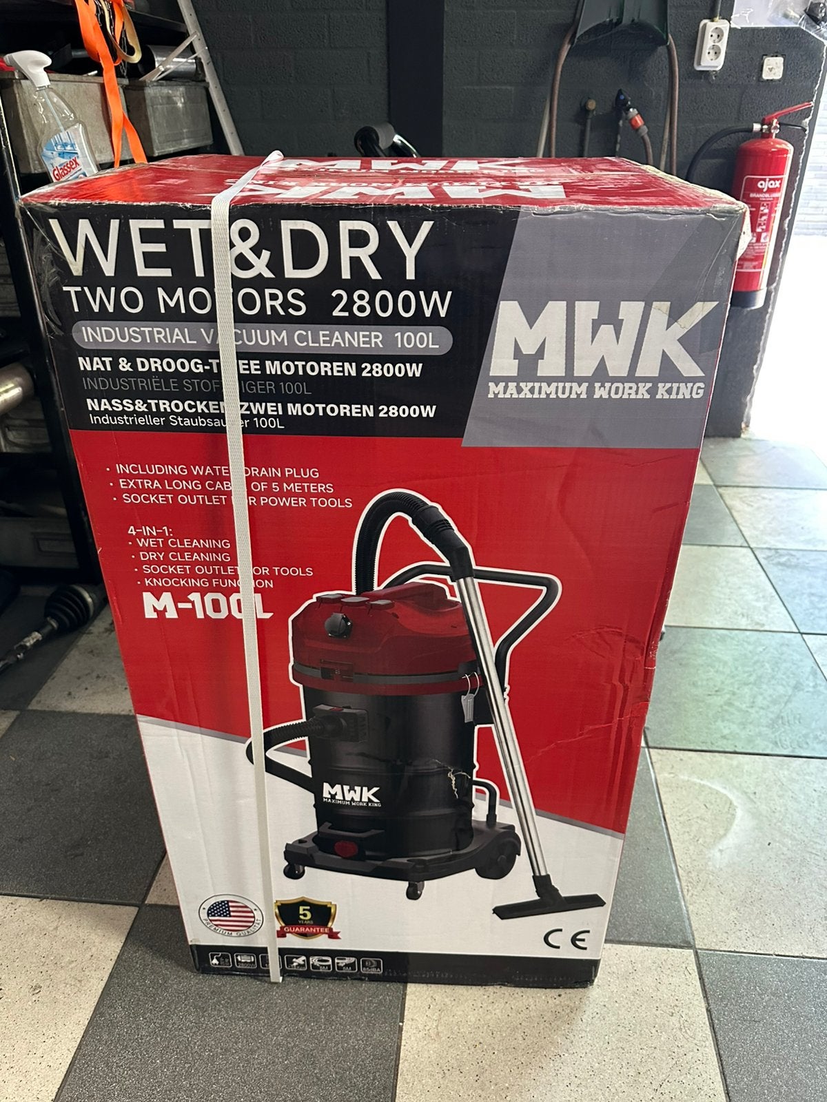 MWK water stofzuiger, Ophalen, Zo goed als nieuw