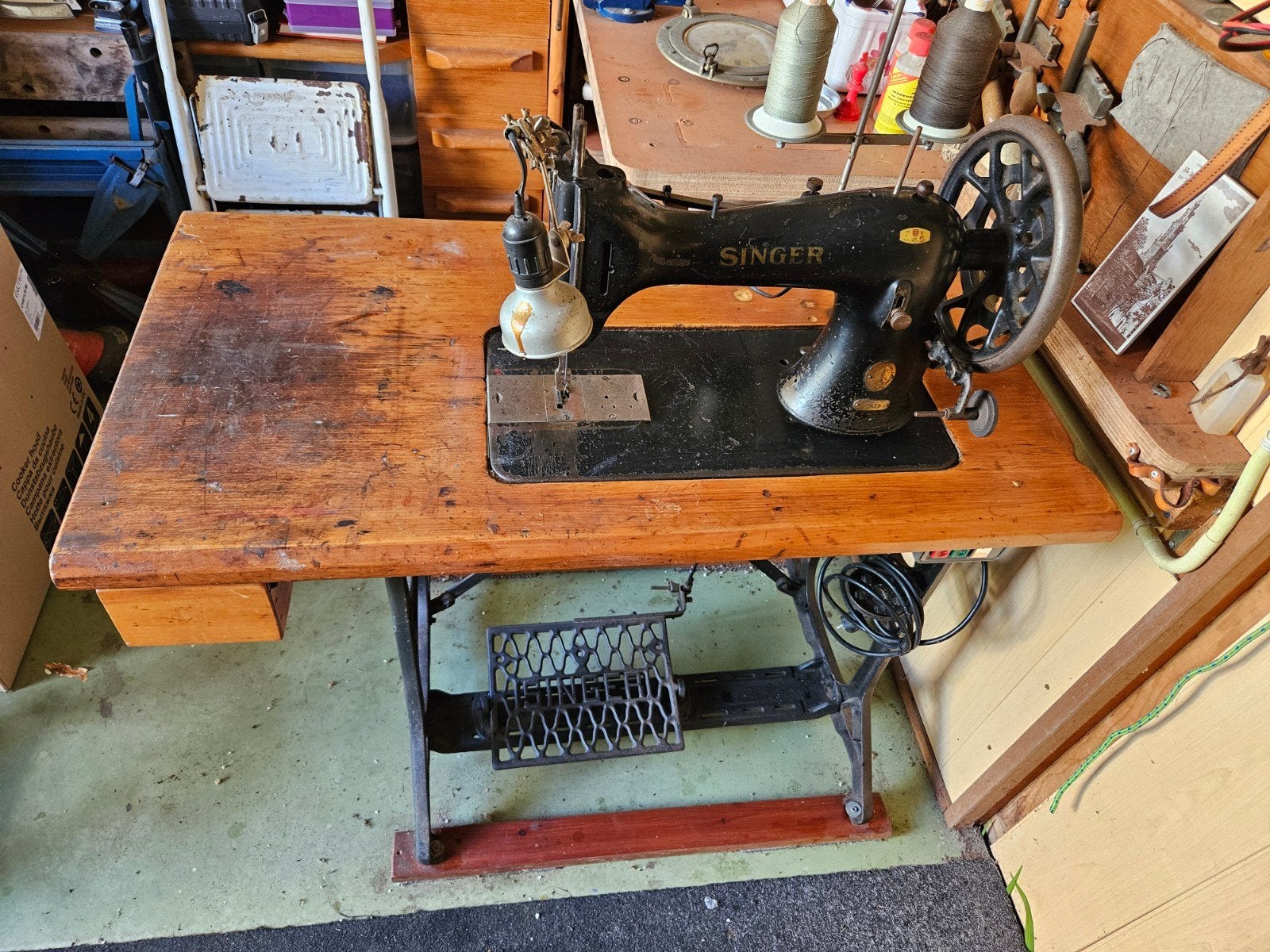 Singer naaimachine voor leer en zwaar werk, Antiek en Kunst, Ophalen
