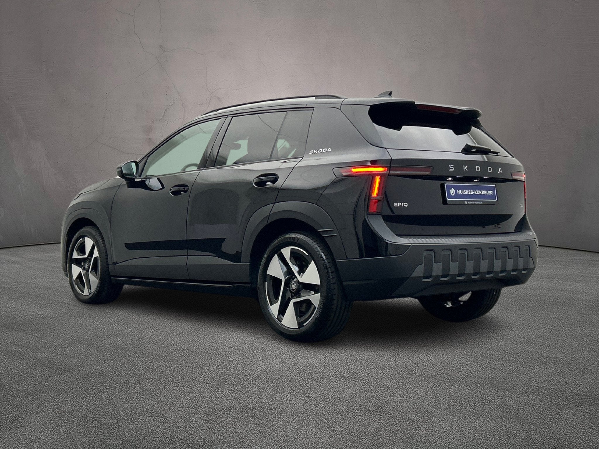 Skoda Epiq, Auto's, 1518 kg, 24 min, Zwart, Nieuw