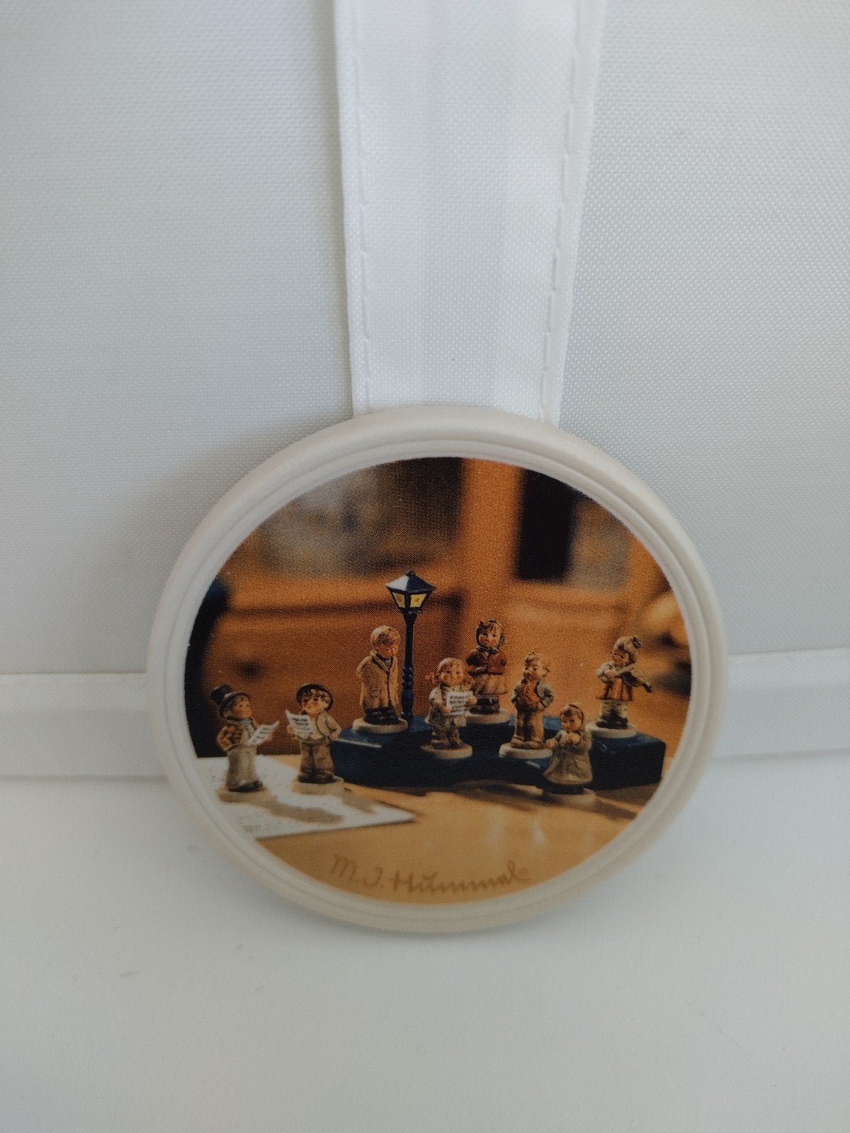 Goebel M.I. Hummel Club Medaille - Kinderkoor Event, Ophalen of Verzenden, Nieuw, Hummel