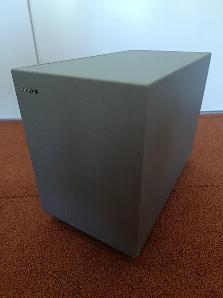 Jamo SUB 200 subwoofer topklasse, Audio, Tv en Foto, Subwoofer, Ophalen of Verzenden, Zo goed als nieuw, 120 watt of meer