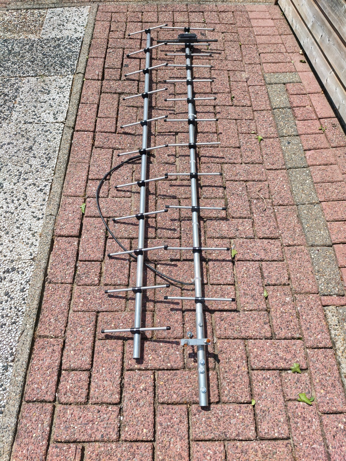 T.k 2x 24 elements 70cm UHF Yagi richt antennes inr. mog., Telecommunicatie, Ophalen, Zo goed als nieuw, Antenne