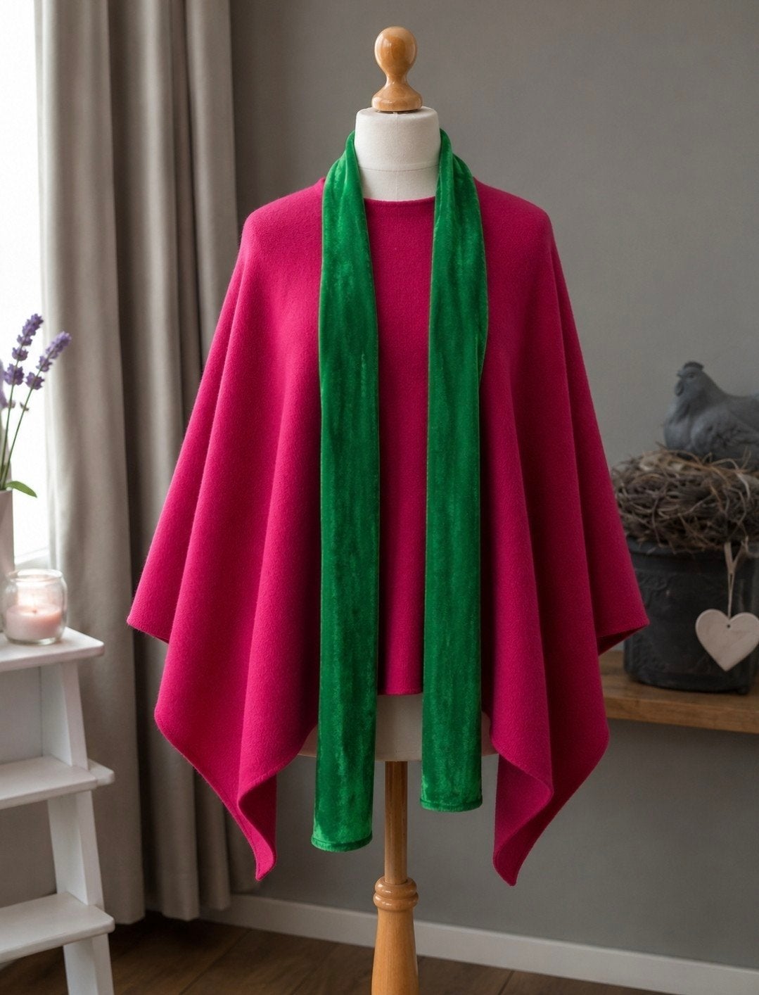10 Roze Fleece Poncho's met Groene Sjaals Carnaval, feestje., Onbekend, Ophalen, Zo goed als nieuw