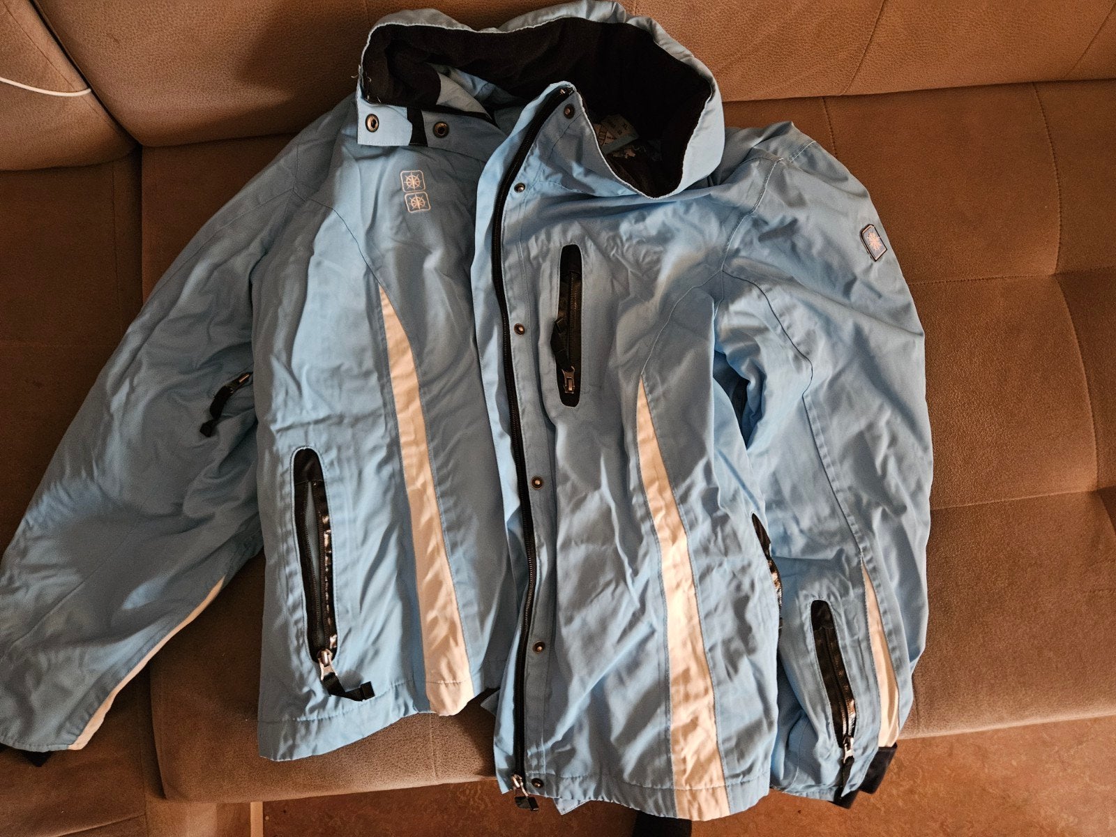 Blauwe dames ski-jas, maat XL (46/48), Kleding | Dames, Wintersportkleding, Ophalen, Maat 46/48 (XL) of groter, Jack, Onbekend