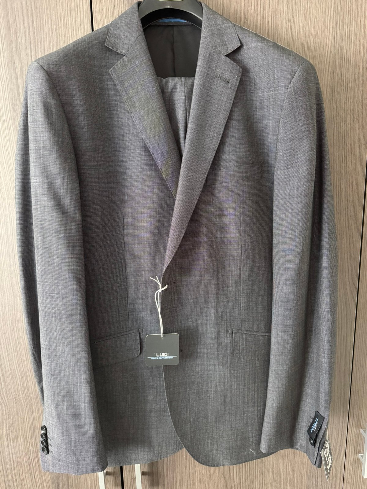 Net nieuw Luigi Men’s Department pak – maat 50, Ophalen of Verzenden, Zo goed als nieuw, Maat 48/50 (M), Blauw