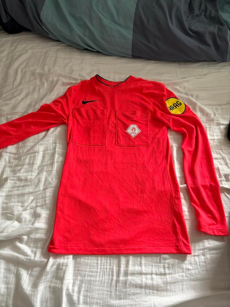KNVB scheidsrechtersset Maat XS ( lang+korte mouw ), Maat XS of kleiner, Ophalen of Verzenden, Gebruikt, Set