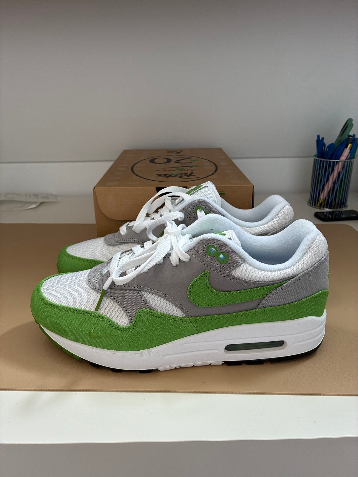 Nike Air Max 1 Patta 'Chlorophyll' - Maat 42, Overige kleuren, Nieuw, Ophalen of Verzenden, Sneakers of Gympen