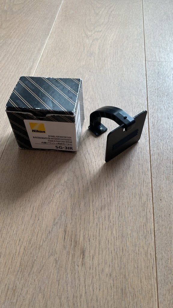 Nikon SG-3IR infraroodfilter voor ingebouwde flitser, Nikon, Gebruikt, Accessoireset, Ophalen of Verzenden