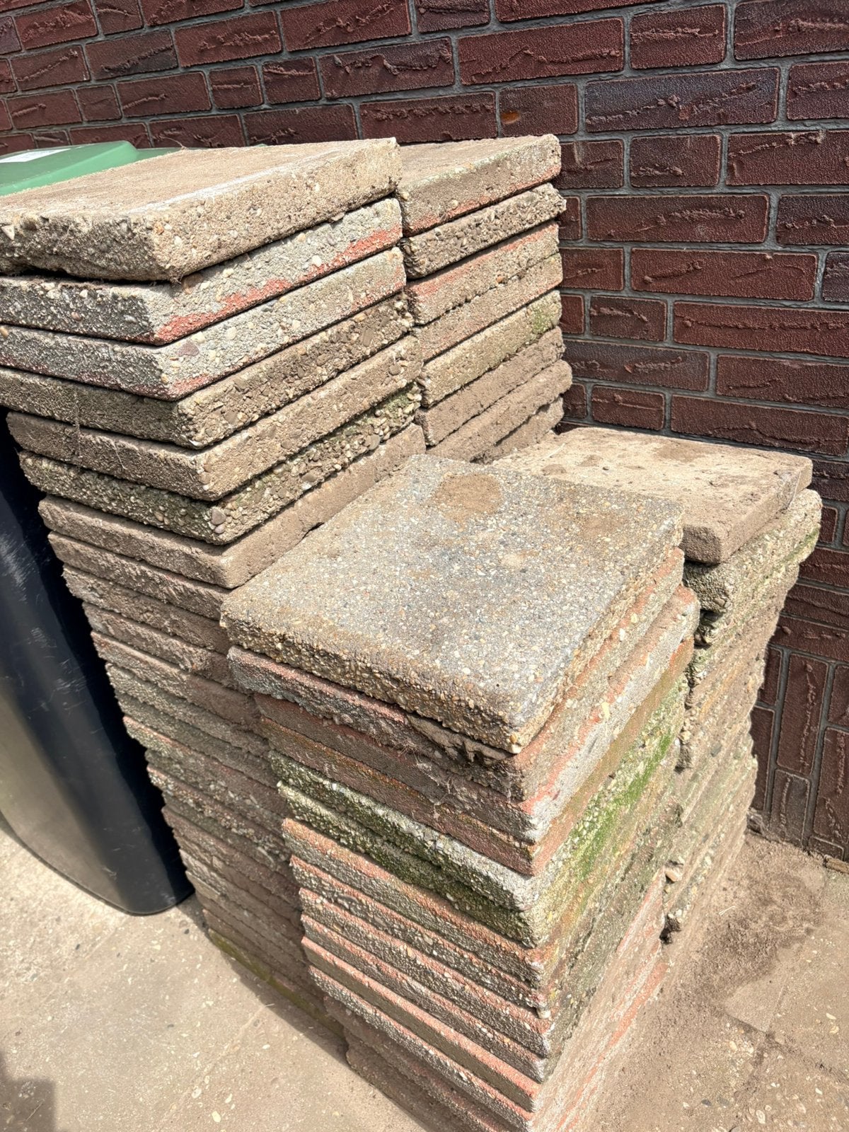 Diverse tegels gratis afhalen, Tuin en Terras, Ophalen, Gebruikt, Beton, Terrastegels