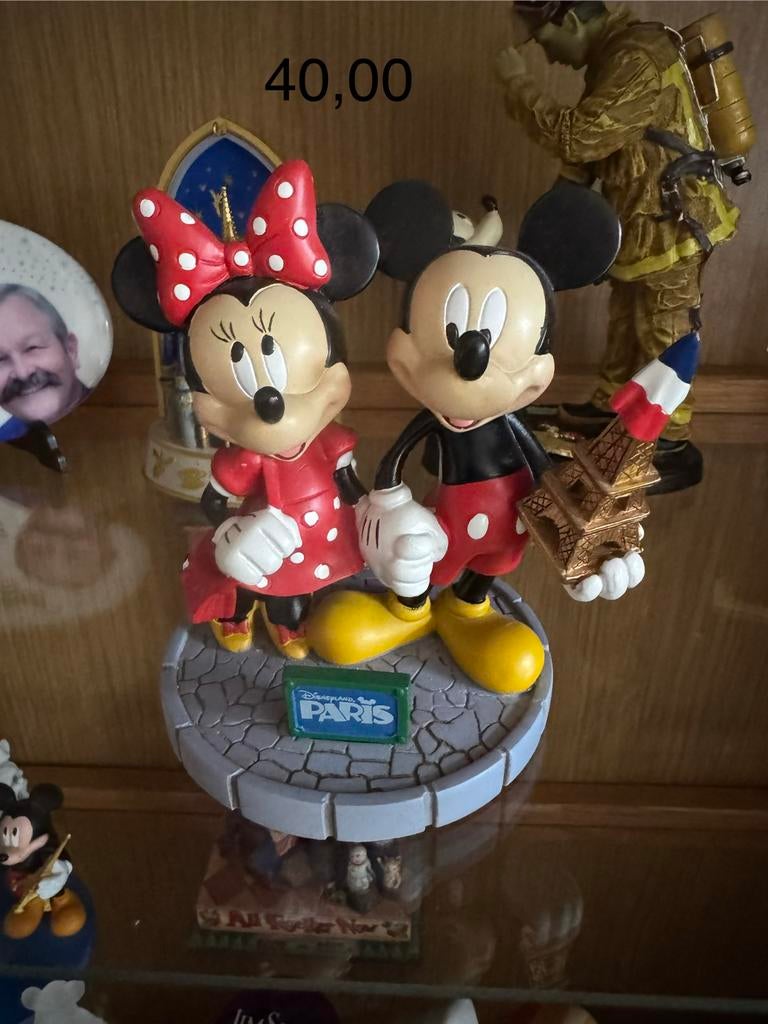 Disney mickey en minnie franse vlag en ballon uit dlp, Verzamelen, Disney, Ophalen of Verzenden, Mickey Mouse, Zo goed als nieuw
