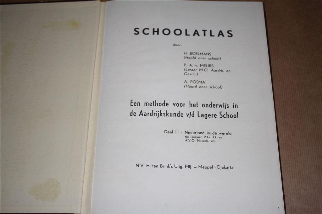 Schoolatlas. Deel III Nederland in de Wereld. 1955., Boeken, Atlassen en Landkaarten, Gelezen, Ophalen of Verzenden, Landkaart