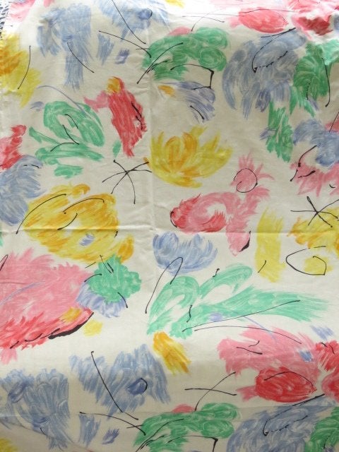 Vintage lap stof wit met abstracte figuren lijkt op tulpen, Wit, Ophalen of Verzenden, Zo goed als nieuw, 30 tot 120 cm
