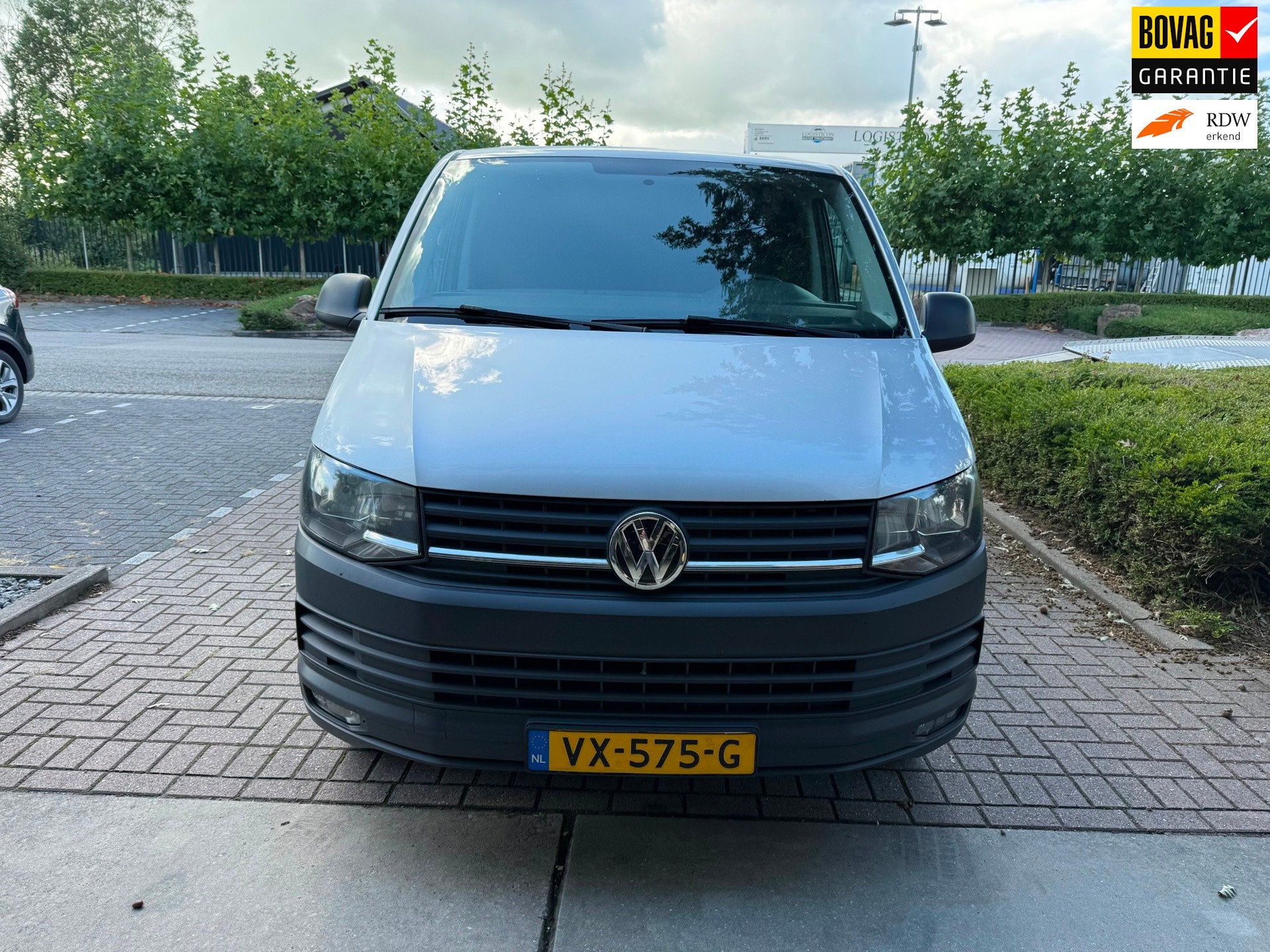 Volkswagen Transporter 2.0 TDI L1H2 Comfortline ZILVER ‘16, Voorwielaandrijving, Euro 5, 15 km/l, Gebruikt