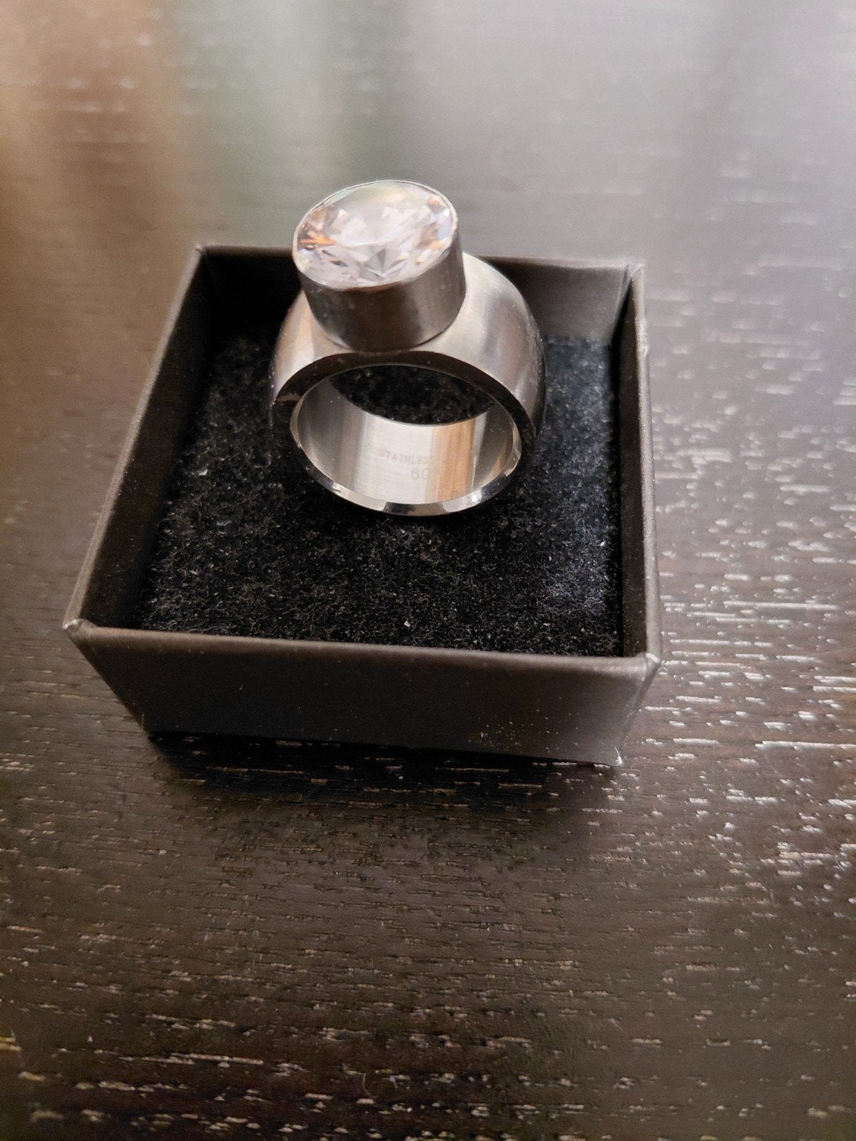 Mooie robuuste ring van Melano, Sieraden, Tassen en Uiterlijk, Ringen, 18 tot 19, Ophalen of Verzenden, Zo goed als nieuw, Dame